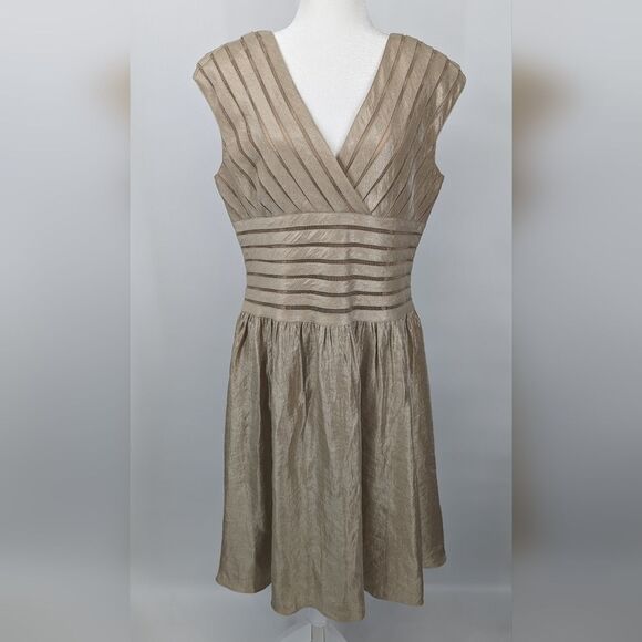 Andre Oliver Champagne Gold Dress Size 14 NWT - Picture 1 of 8